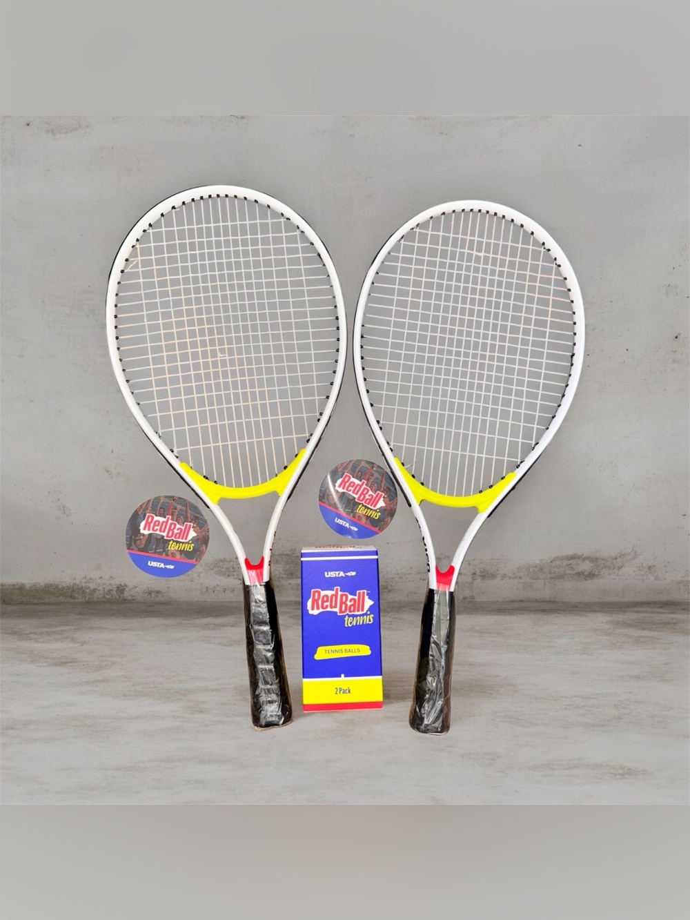 Set of 2 RedBall Tennis Rackets with 2-Pack RedBall Tennis Balls - Juniors/Youth